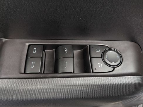 Used 2026 Chevrolet Colorado Trail Boss AWD/4WD image 16