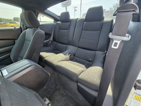 Used 2014 Ford Mustang Coupe RWD image 12