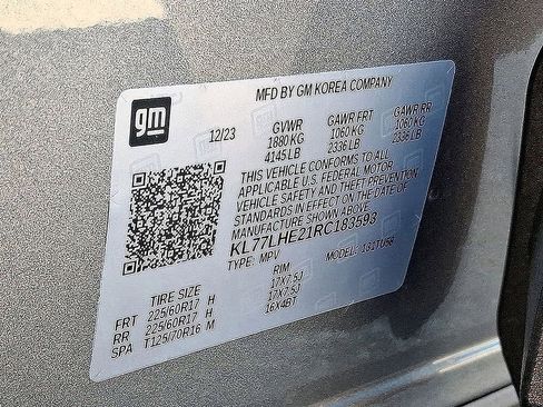 Used 2024 Chevrolet Trax LT w/ Driver Confidence Package image 32