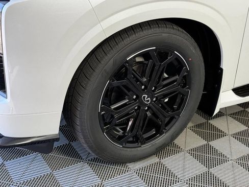 New 2026 INFINITI QX80 4WD w/ Sport Exterior Package image 11
