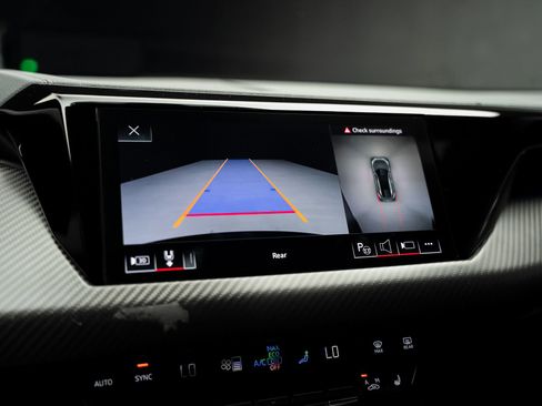 Used 2022 Audi RS e-tron GT w/ Carbon Performance Package image 49