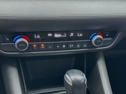 Used 2020 MAZDA MAZDA6 Touring image 12