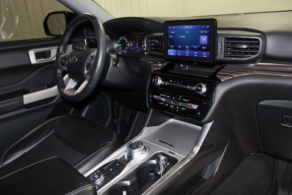 Used 2024 Ford Explorer Limited AWD/4WD image 40
