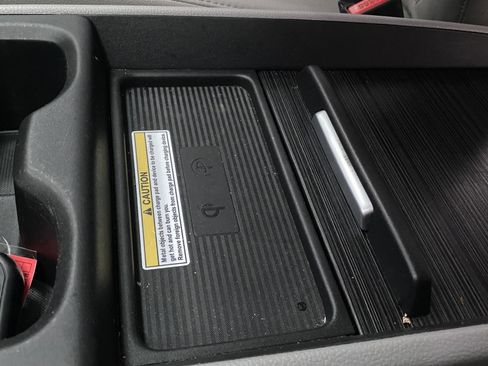 Used 2018 Honda Odyssey Elite image 61