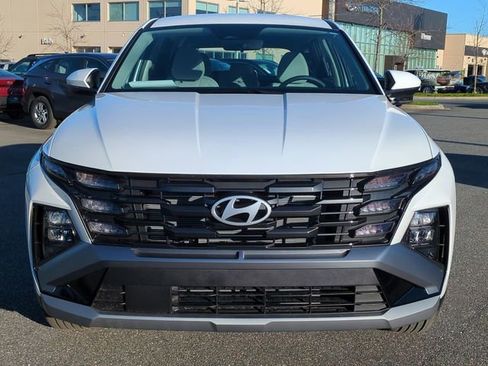 New 2026 Hyundai Tucson SE image 9