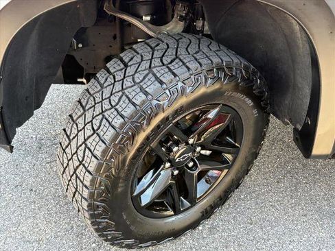 Certified 2023 Chevrolet Silverado 1500 LT Trail Boss w/ LPO, Dark Essentials Package image 24
