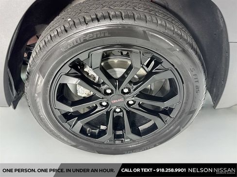 Used 2022 GMC Terrain SLE w/ Driver Convenience Package FWD image 31
