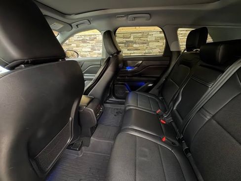 Used 2021 Lincoln Corsair AWD image 30