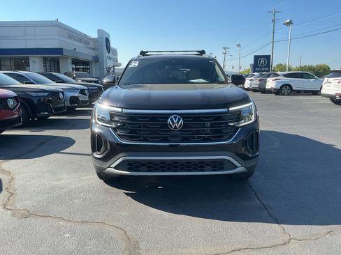 Used 2024 Volkswagen Atlas Cross Sport SE image 7