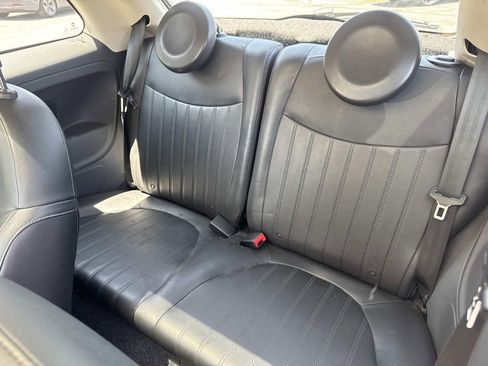 Used 2018 FIAT 500 Lounge FWD image 21