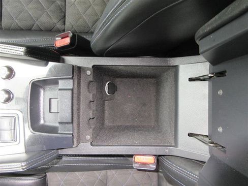 Used 2017 Nissan Maxima SR image 17