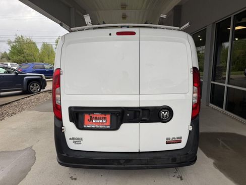 Used 2018 RAM ProMaster City Tradesman FWD image 2