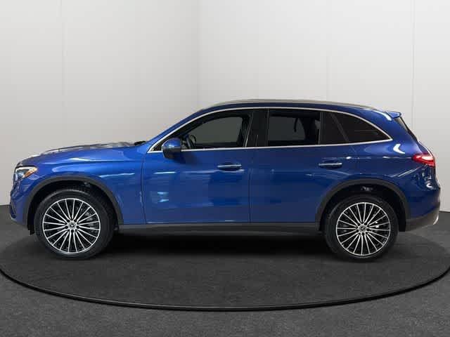 Certified 2026 Mercedes-Benz GLC 300 4MATIC image 3