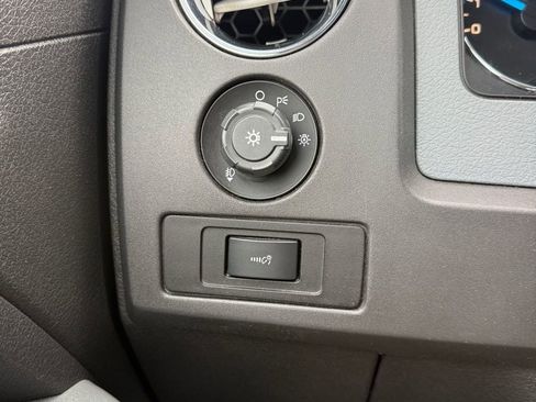 Used 2013 Ford F150 XLT w/ Off-Road Pkg image 22