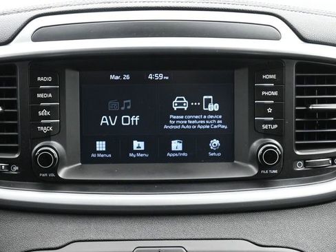 Used 2019 Kia Sorento LX image 23