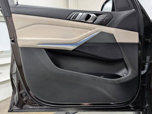 Used 2022 BMW X5 xDrive45e image 14