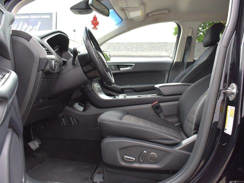 Used 2019 Ford Edge SEL FWD image 41