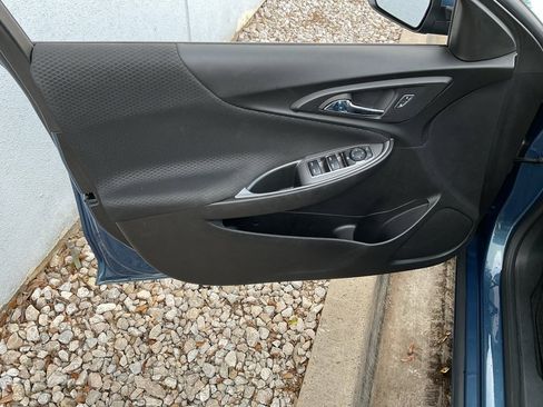 Used 2024 Chevrolet Malibu LT image 13