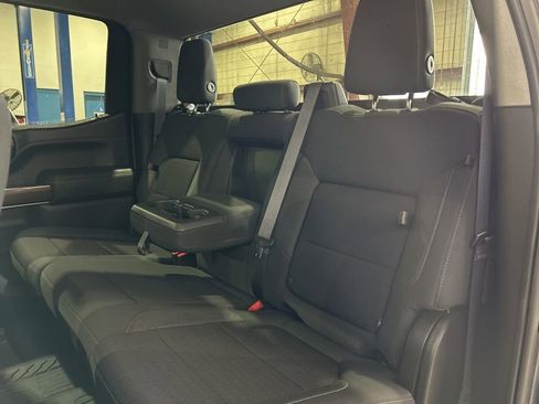 Used 2021 Chevrolet Silverado 1500 LT Trail Boss image 33