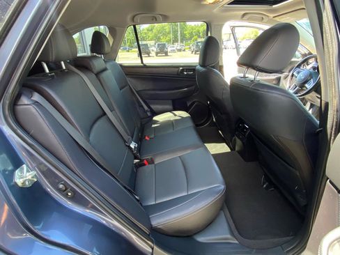 Used 2017 Subaru Outback 3.6R Limited AWD/4WD image 42