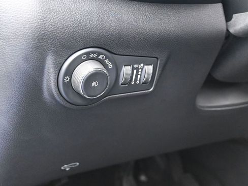 Used 2022 Jeep Compass Trailhawk image 14