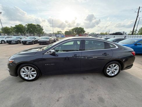 Used 2023 Chevrolet Malibu LT w/ Driver Confidence Package image 2