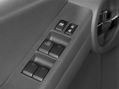 Used 2013 Nissan Xterra X image 20