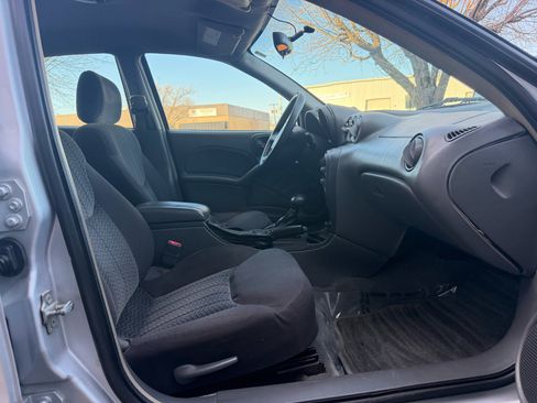 Used 2005 Pontiac Grand Am SE image 22