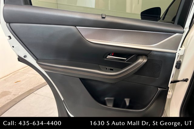 Certified 2024 MAZDA CX-90 Plug-In Hybrid w/ Preferred AWD/4WD image 19
