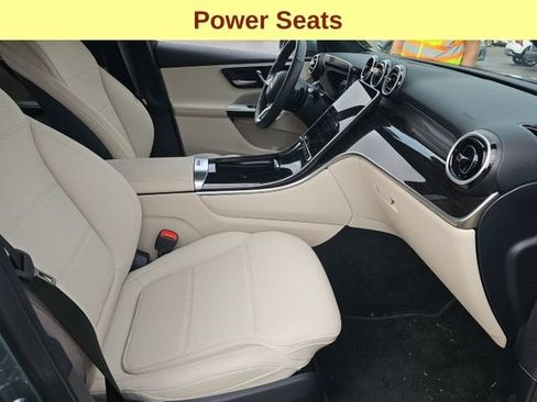 Used 2026 Mercedes-Benz GLC 300 4MATIC image 13