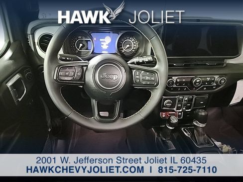 Used 2024 Jeep Wrangler Unlimited Sport AWD/4WD image 13