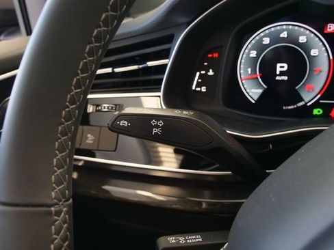 New 2026 Audi Q8 Premium image 30