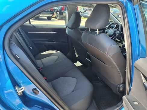 Used 2020 Toyota Camry LE FWD image 17
