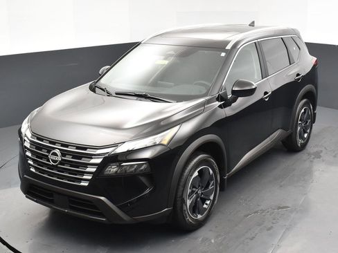 New 2026 Nissan Rogue SV w/ SV Premium Package image 27