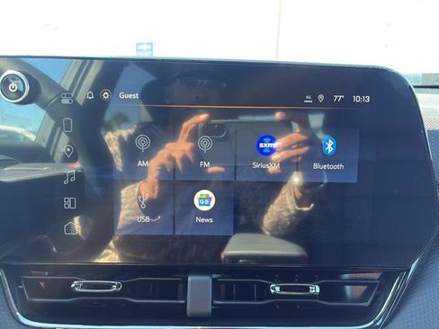New 2026 Chevrolet Equinox RS w/ Convenience Package III FWD image 20