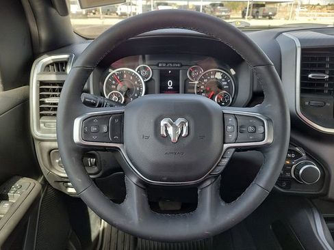 Used 2025 RAM 1500 Big Horn AWD/4WD image 19