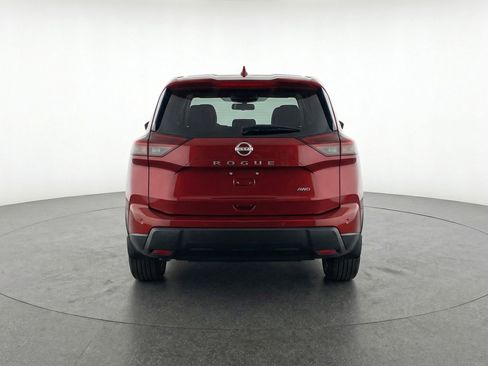 Used 2025 Nissan Rogue SV AWD/4WD image 7