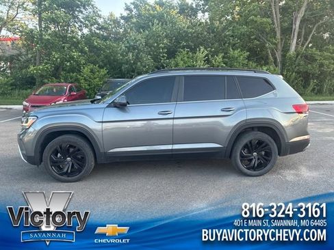 Used 2022 Volkswagen Atlas SE FWD image 1