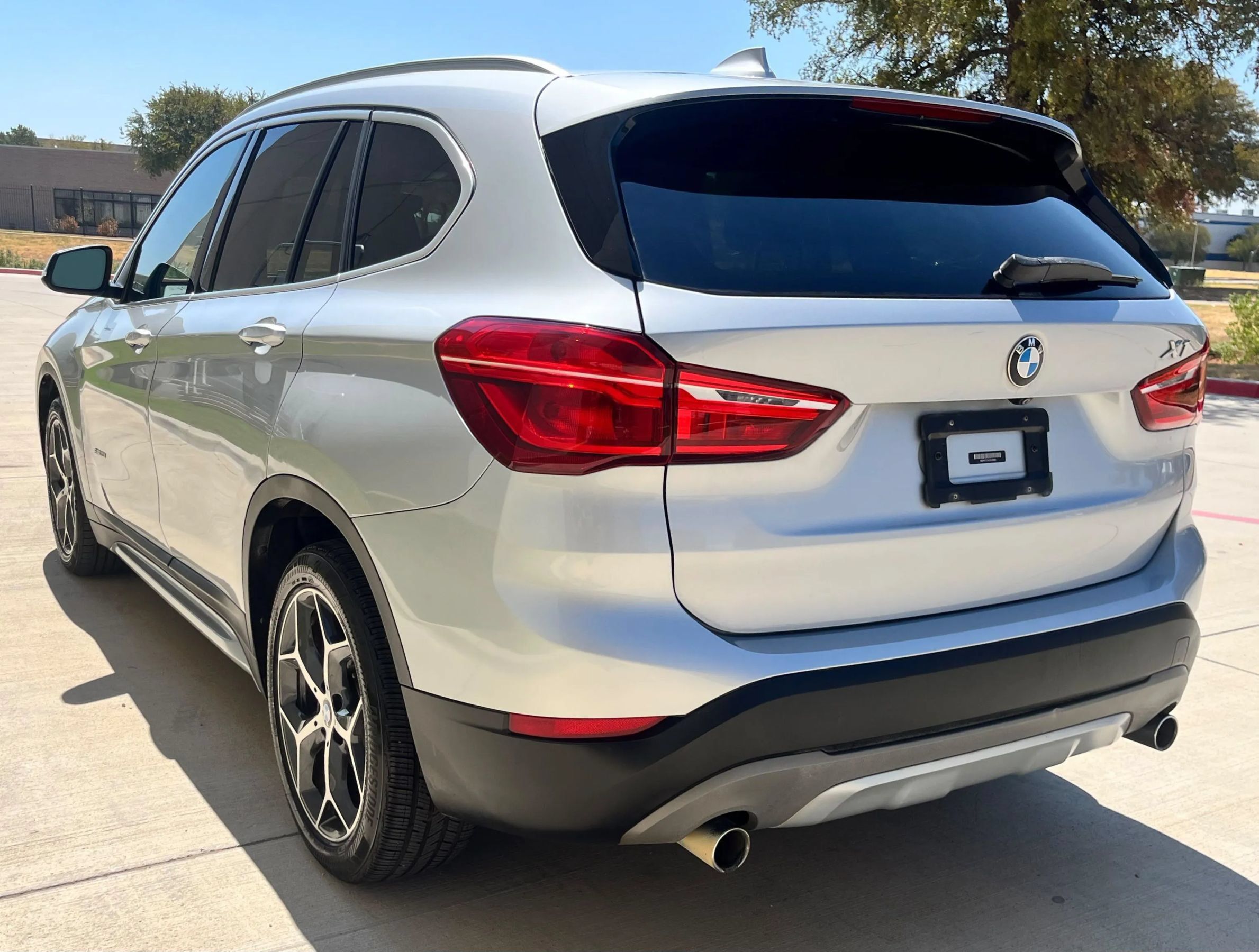 Used 2018 BMW X1 sDrive28i FWD image 6
