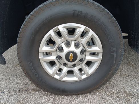 Used 2025 Chevrolet Silverado 2500 W/T w/ WT/CX Safety Package image 30