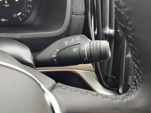 New 2026 Volvo XC90 B6 Plus image 17