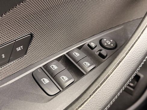 Used 2023 BMW i4 eDrive40 RWD image 22