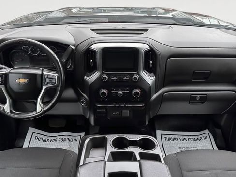 Used 2022 Chevrolet Silverado 2500 LT w/ Convenience Package image 16