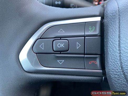 New 2026 Jeep Compass Limited image 18