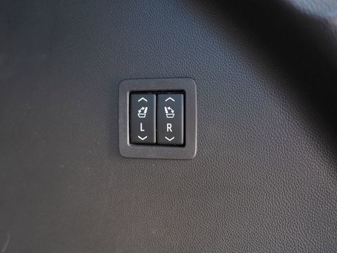 Used 2024 Buick Enclave Premium FWD image 27