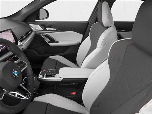 New 2026 BMW X2 M35i w/ Technology Package AWD/4WD image 6