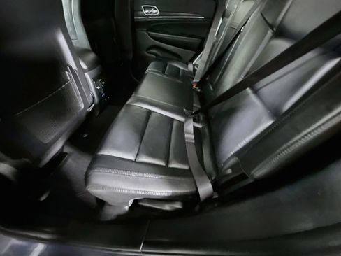 Used 2019 Jeep Grand Cherokee Limited AWD/4WD image 30
