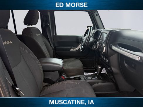 Used 2017 Jeep Wrangler Unlimited Sahara w/ Dual Top Group image 15