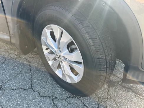 Used 2014 Honda CR-V EX image 42