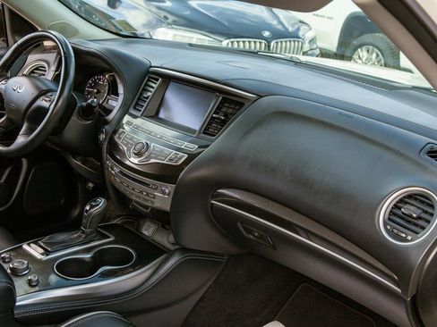 Used 2019 INFINITI QX60 Luxe w/ Essential Package image 11